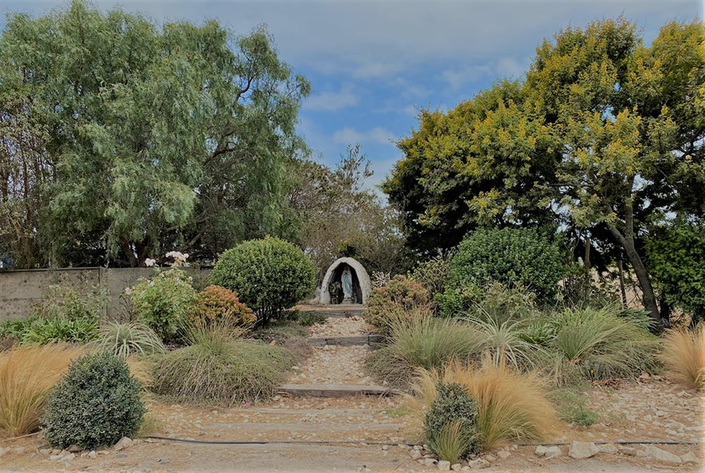 Parque vista jardin gruta